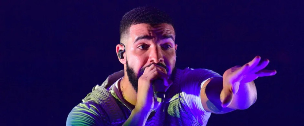 Drake Asks News Helicopters to Stop Flying Over His Toronto Mansion: ‘I Won’t Lie I’m Trying to Sleep’